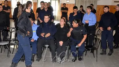 Los policías que se autoacuartelen serán multados y podrán ir a prisión Los policías que se autoacuartelen serán multados y podrán ir a prisión