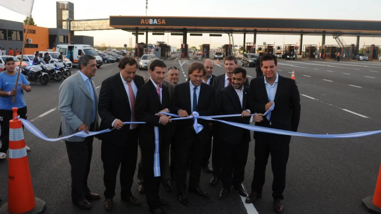 Scioli y Cristina inauguraron la ampliación de la autopista Bs. As. - La Plata
