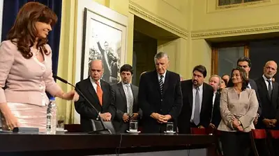 Coparticipación: tras el fallo de la Corte, el Gobierno dejará de retener el 15% a todas las provincias Coparticipación: tras el fallo de la Corte, el Gobierno dejará de retener el 15% a todas las provincias
