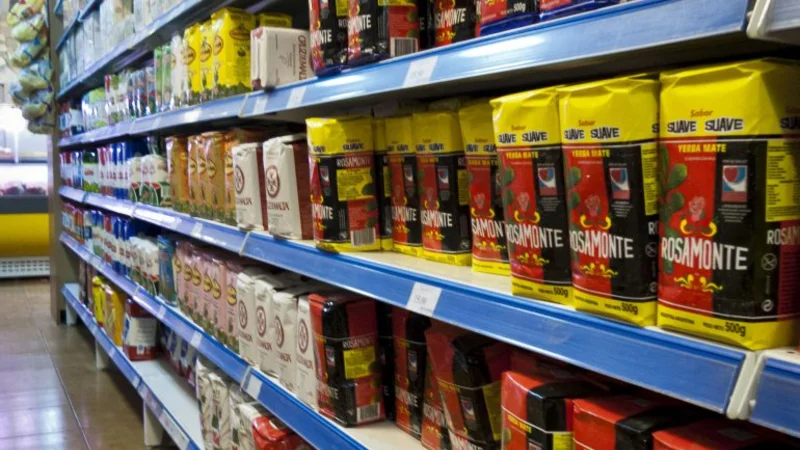 Suba de precios: los supermercados se adelantan a la devaluación y aumentan los precios