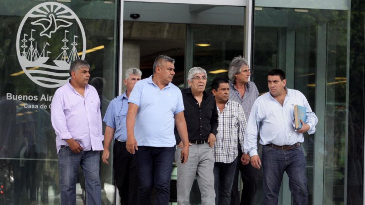 Paritarias: Moyano se reunió con Macri y ya le marcó la cancha