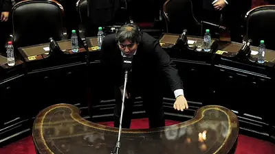Máximo Kirchner: "El poder judicial se está transformando en el estudio de abogados del Presidente electo" Máximo Kirchner: "El poder judicial se está transformando en el estudio de abogados del Presidente electo"