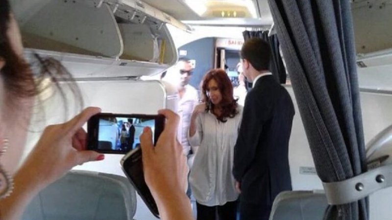 Cristina viajó a Río Gallegos en un vuelo de Aerolíneas