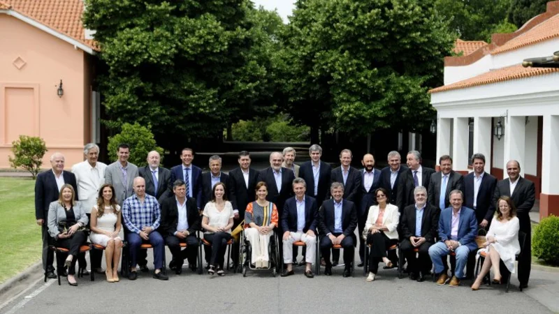 Gobernadores calificaron la reunión con Macri como "fructífera"
