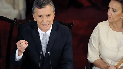 #DecretoQue: el viral de Twitter contra el DNU de Macri #DecretoQue: el viral de Twitter contra el DNU de Macri