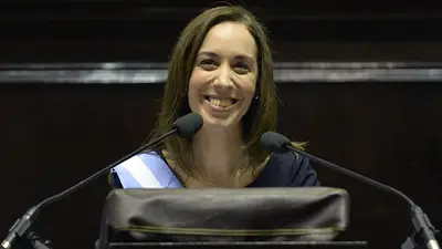 Vidal envía el Presupuesto 2016 con aumento de impuestos y deuda récord Vidal envía el Presupuesto 2016 con aumento de impuestos y deuda récord