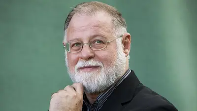 Alberto Manguel será el nuevo director de la Biblioteca Nacional Alberto Manguel será el nuevo director de la Biblioteca Nacional