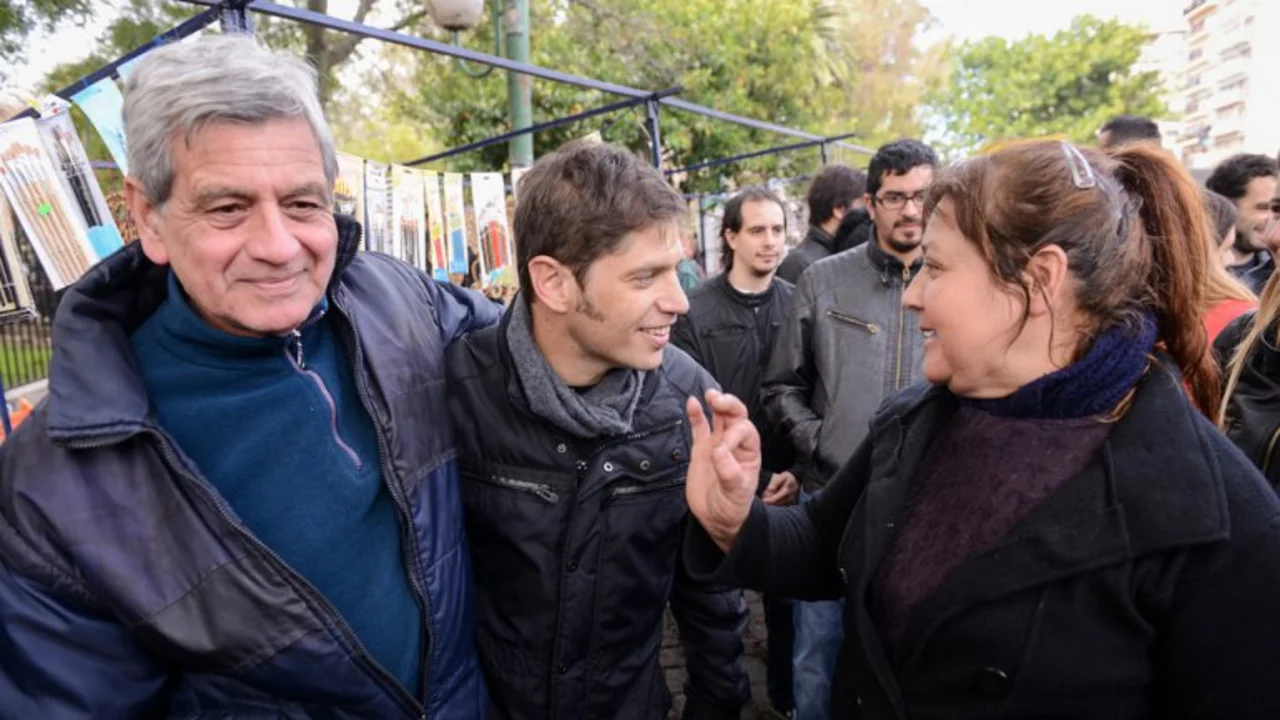 Axel Kicillof dará una charla abierta en el Parque Centenario