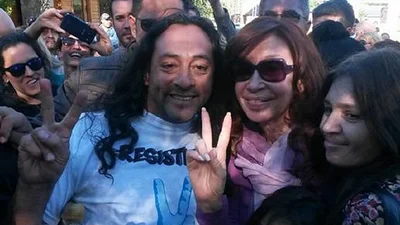 Cristina Kirchner volvió a Twitter con fotos y videos en El Calafate Cristina Kirchner volvió a Twitter con fotos y videos en El Calafate