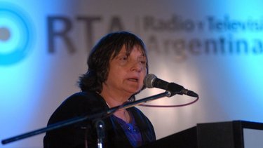 Renunció la directora de Radio Nacional y acusó a la "policía mediática" de Macri