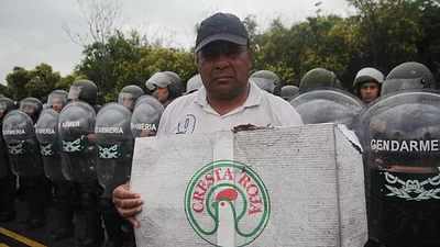 Tensión en Ezeiza por corte y protesta en la Richieri Tensión en Ezeiza por corte y protesta en la Richieri