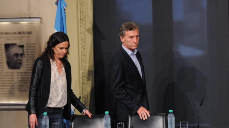 Macri advirtió que puede abrir la importación si no baja la inflación