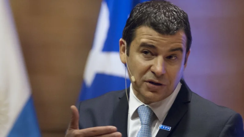 Ratifican a Galuccio como CEO de YPF y designan Apud como representante del Estado