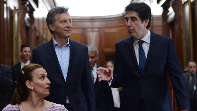 Sin cambios en el decreto de Macri que vuelve a la educación de Menem