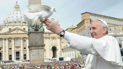 En un año signado por atentados, el Papa Francisco bregó por la paz En un año signado por atentados, el Papa Francisco bregó por la paz