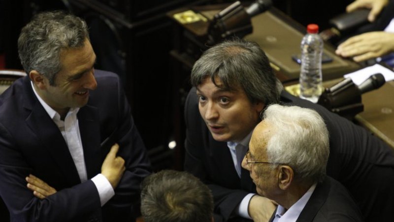 Máximo: "El FpV nunca fue a una elección prometiendo que Ganancias no iba a existir"