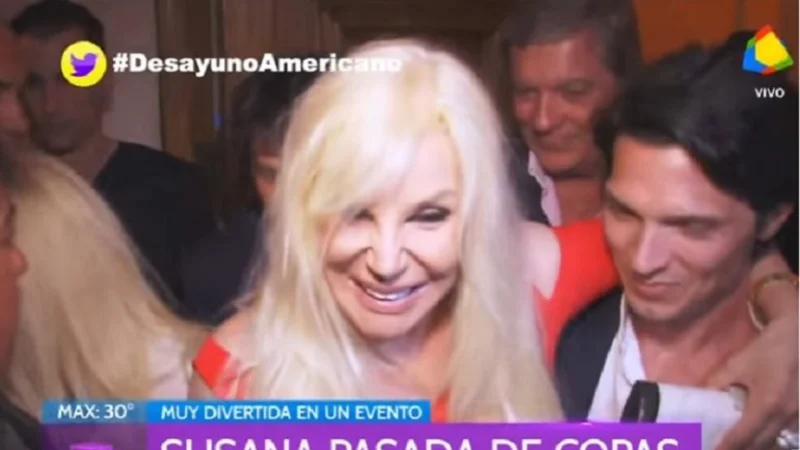 Pasada de copas, Susana Gimenez intentó hablar de Macri pero causó un papelón