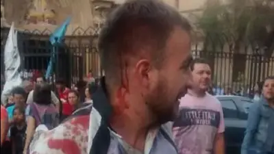 Córdoba: grave represión de la policía a personas que pedían alimentos al gobernador Córdoba: grave represión de la policía a personas que pedían alimentos al gobernador