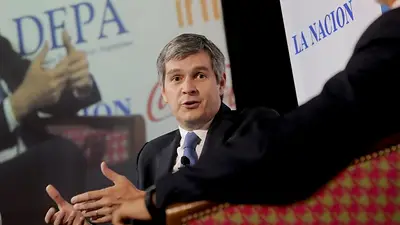 Marcos Peña no para: ahora dice que "se cumplió lo que decíamos en el segundo semestre" Marcos Peña no para: ahora dice que "se cumplió lo que decíamos en el segundo semestre"