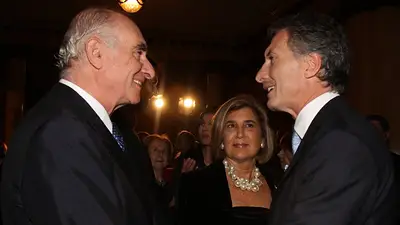 Macri vs De la Rua: cinco diferencias y cinco parecidos entre ambos Macri vs De la Rua: cinco diferencias y cinco parecidos entre ambos