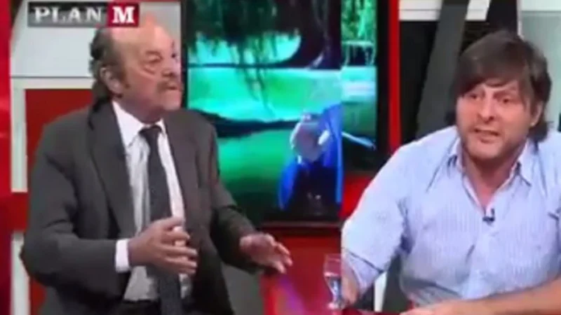 Escandaloso cruce en vivo entre Julio Bárbaro y Leandro Santoro