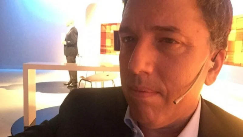 Dujovne fue uno de los firmantes de la solicitada para atacar a Rafecas