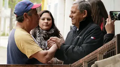 El intendente de Neuquén acusó de "terroristas" a los mapuches El intendente de Neuquén acusó de "terroristas" a los mapuches