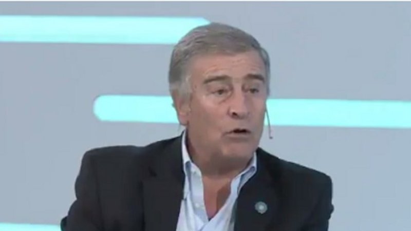 Para Aguad, las FF.AA. fueron "estigmatizadas" en democracia