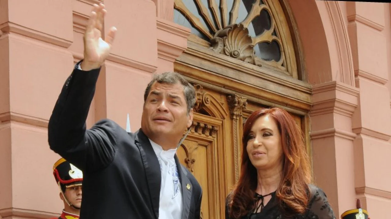 Rafael Correa criticó el pedido de detención sobre Cristina Kirchner