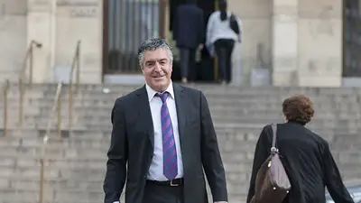 Gregorio Dalbón: "Piden el desafuero de Cristina para que haya un fin de año tranquilo" Gregorio Dalbón: "Piden el desafuero de Cristina para que haya un fin de año tranquilo"