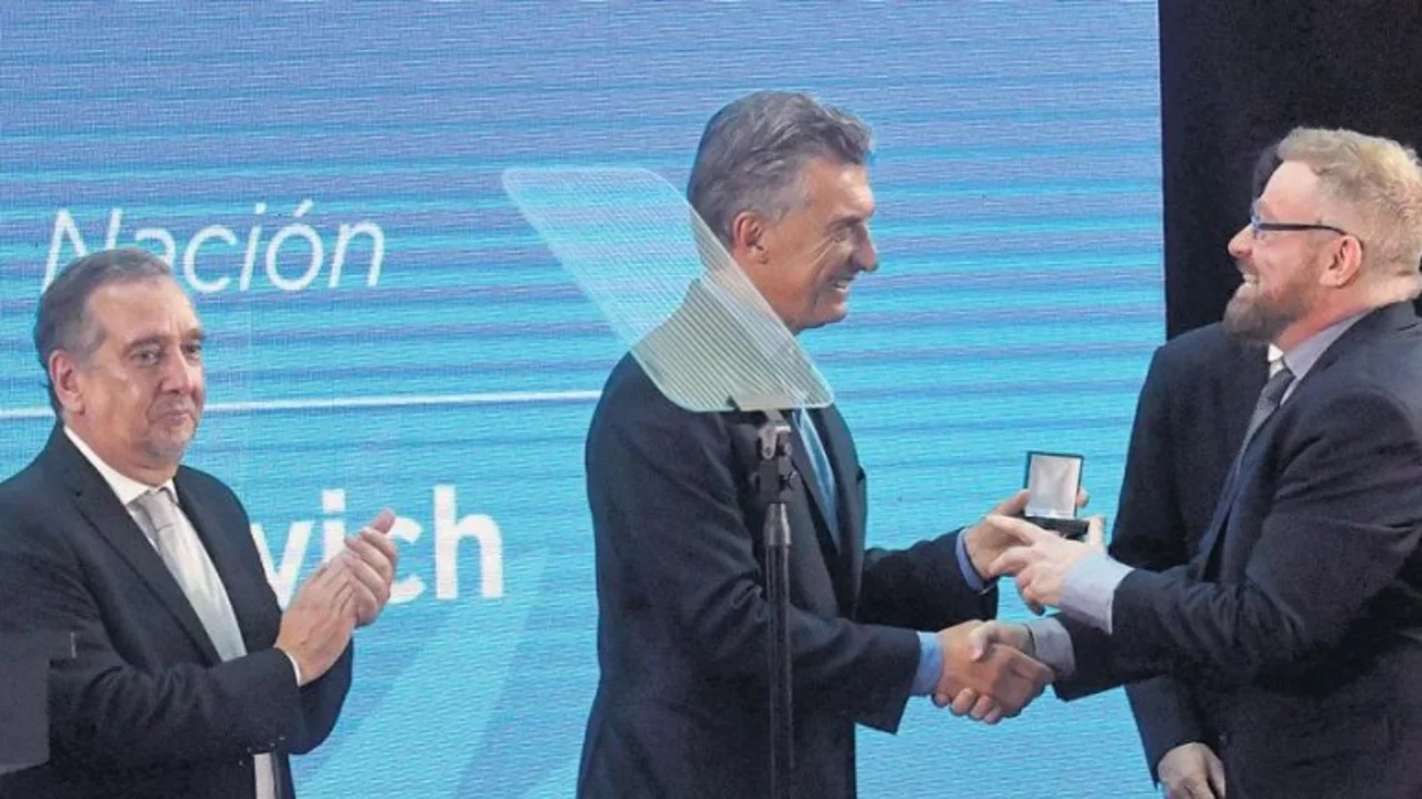 Macri entregó los premios de la ciencia y los galardonados le pidieron que aumente el presupuesto