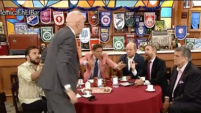 "Te voy a bajar los dientes": la furiosa pelea de Mauro Viale con Duggan "Te voy a bajar los dientes": la furiosa pelea de Mauro Viale con Duggan