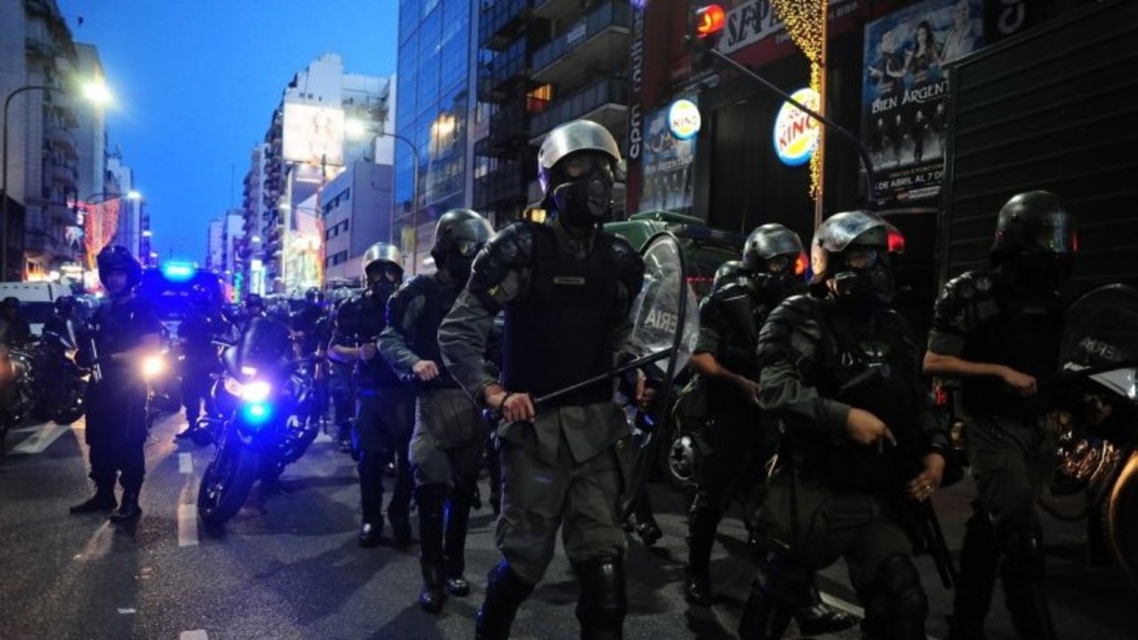Incidentes tras una manifestación en contra de la cumbre de la OMC