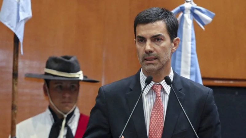 Urtubey dijo que le parece "razonable" el ajuste a jubilados