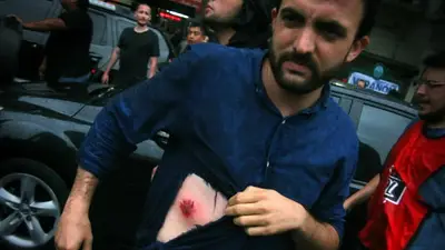 Un diputado del PRO se burló de sus colegas heridos en la represión y justificó a Gendarmería Un diputado del PRO se burló de sus colegas heridos en la represión y justificó a Gendarmería