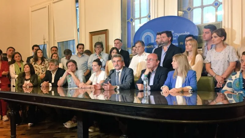 Rossi, sobre el DNU que impone el ajuste jubilatorio: "Sería un error y una burla"