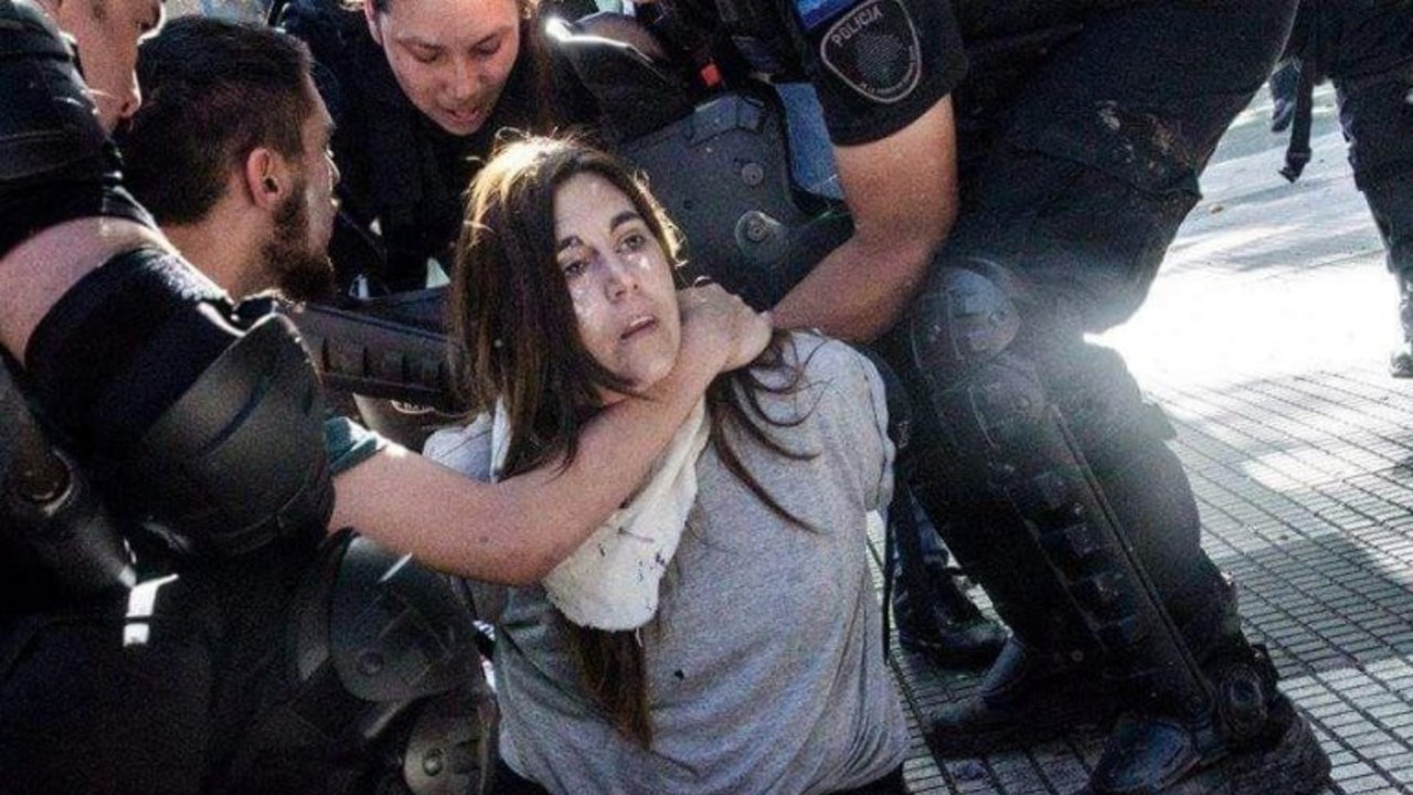 El fuerte relato de una mujer que sufrió violencia policial