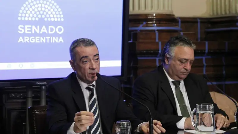 El PAMI desplazó a la funcionaria que firmó la privatización