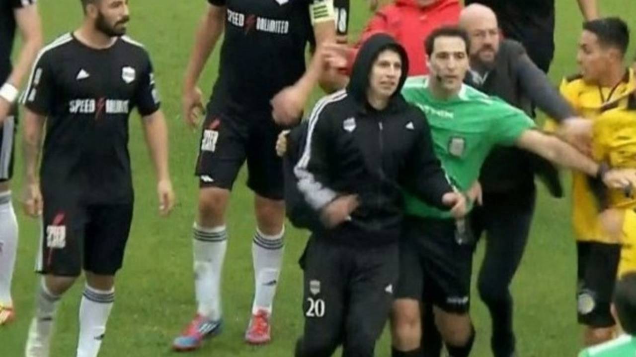 Una decisión de AFA benefició a Riestra, el club de Stinfale
