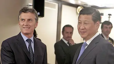 Mientras prepara un brutal ajuste para 2019, Macri le hizo un regalo ultramillonario al presidente de China Mientras prepara un brutal ajuste para 2019, Macri le hizo un regalo ultramillonario al presidente de China