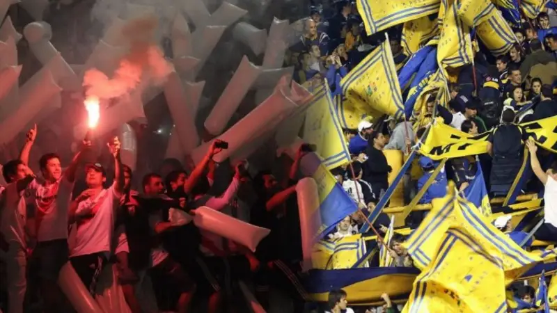 Superfinal: tensión en Madrid por hinchas de Boca que compran entradas para el sector de River