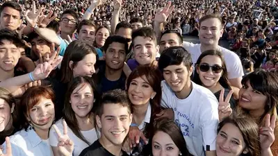 Qué es lo que más les preocupa a los jóvenes en la era Macri Qué es lo que más les preocupa a los jóvenes en la era Macri