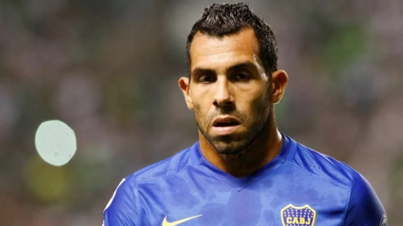 Tévez felicitó a River por ganar la Superfinal