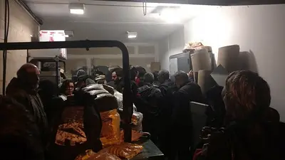 Policía admitió haber ayudado a Martínez Rojas y su patota en el ataque a Tiempo Argentino Policía admitió haber ayudado a Martínez Rojas y su patota en el ataque a Tiempo Argentino