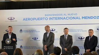 Cuadernos del chofer: allanaron la casa del empresario Eduardo Eurnekian Cuadernos del chofer: allanaron la casa del empresario Eduardo Eurnekian