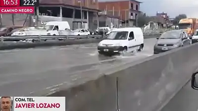Se filtraron risas en TN mientras mostraban las consecuencias de las inundaciones Se filtraron risas en TN mientras mostraban las consecuencias de las inundaciones