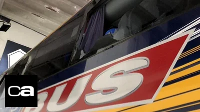 Un periodista reveló que Boca teatralizó la agresión al micro de los hinchas de River Un periodista reveló que Boca teatralizó la agresión al micro de los hinchas de River