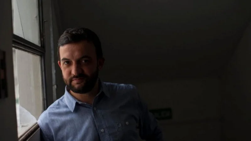 El diputado Grosso denunció que Instagram le borró una publicación contra la homofobia