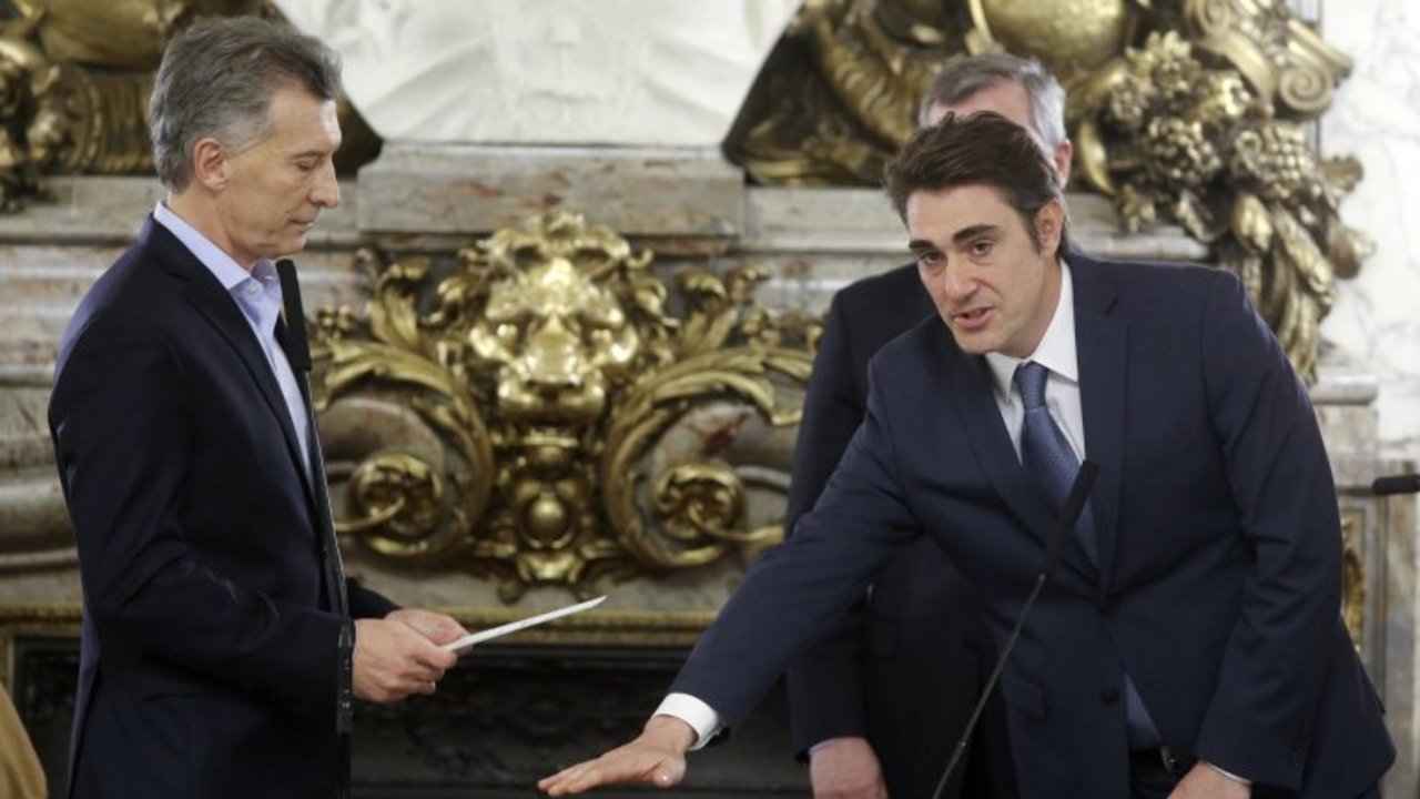 Cambios en el Gabinete: tras el tarifazo, se iría Javier Iguacel y volvería Gustavo Lopetegui