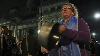 Cacerolazo en toda la Ciudad contra el tarifazo del Gobierno Cacerolazo en toda la Ciudad contra el tarifazo del Gobierno